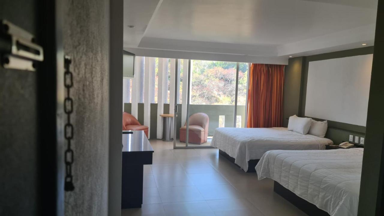 Hotel Borda Cuernavaca Buitenkant foto