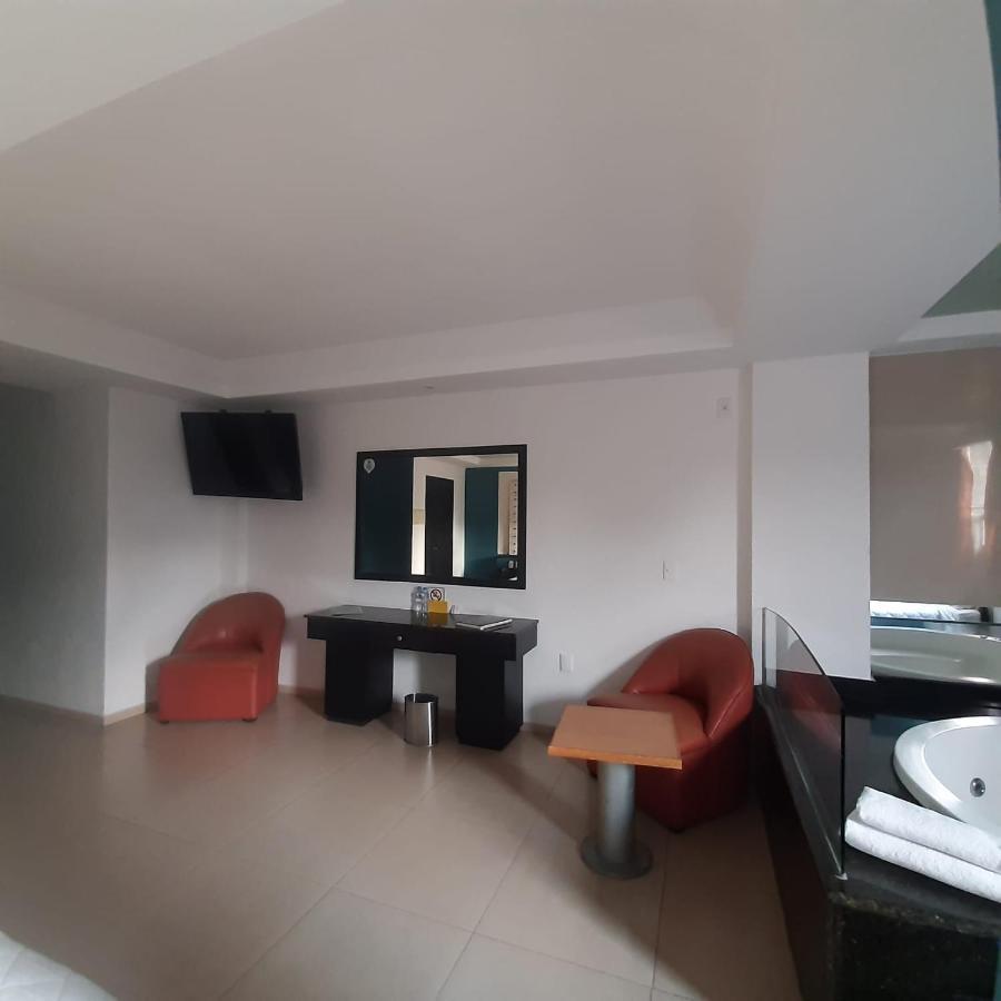 Hotel Borda Cuernavaca Buitenkant foto